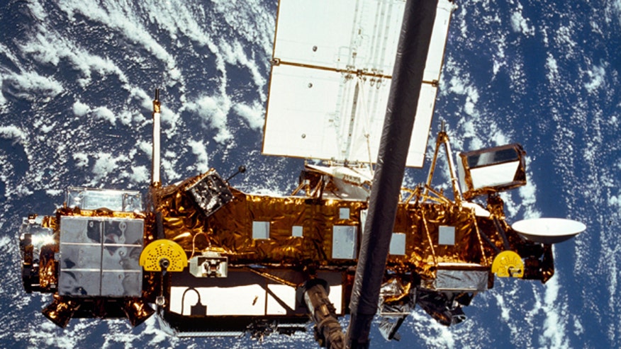 Falling Satellite UARS